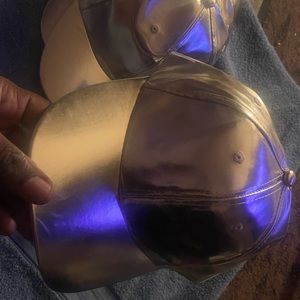 5 pcs of Gold Baseball Caps One size fit all and all is the same color